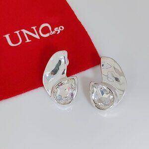 UNO DE 50 Mrs Begum Earrings Mrs. Begum Earring with Swarovski Elements